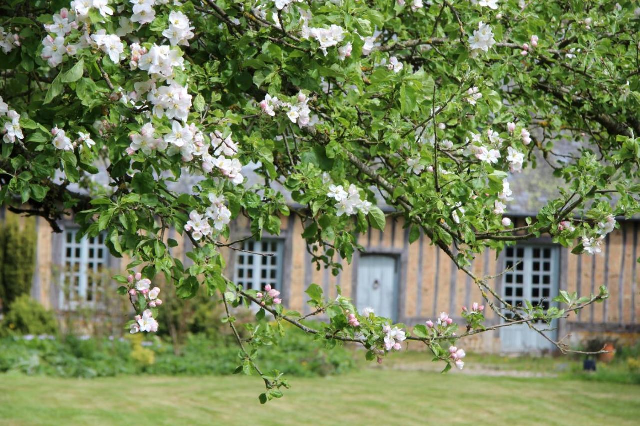 Le Pommenial De La Herissonniere Saint-Aubin-de-Bonneval Exterior foto